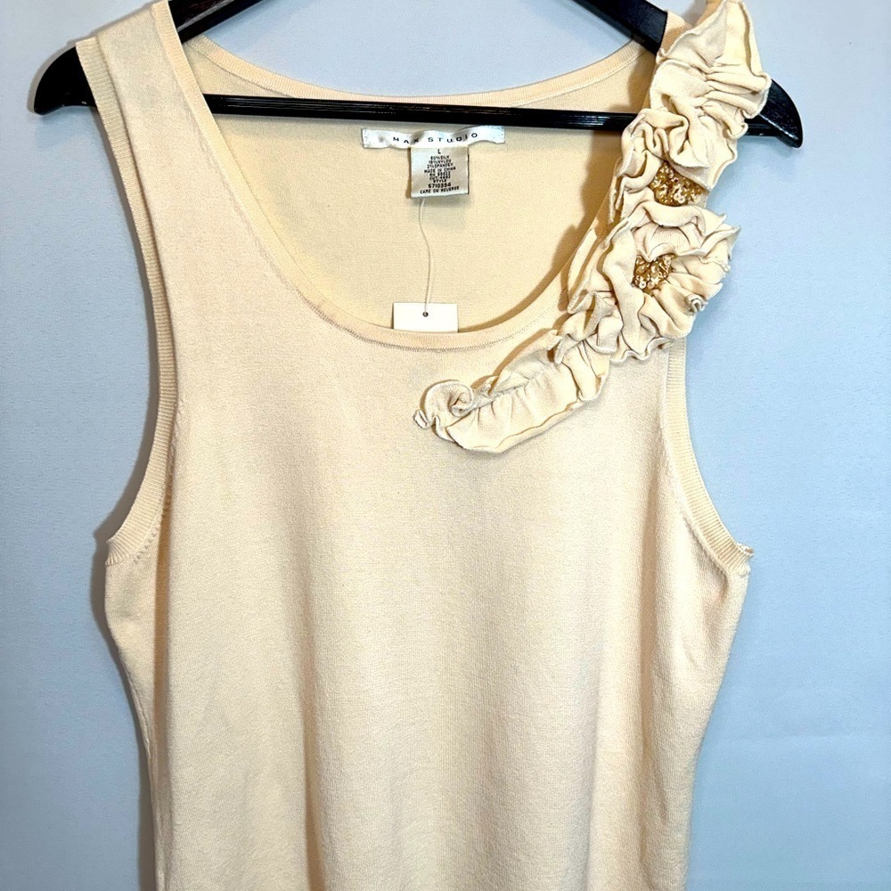 Max Studio Womens Blouse Top L 80% Silk Blend Knit Sleeveless Sequins Floral